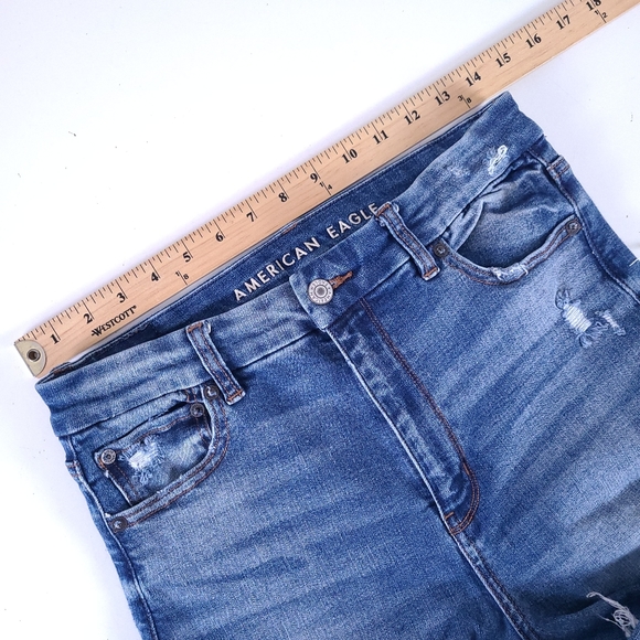 American Eagle Distressed Curvy Super Hi Rise Jeggings Size 8 - Picture 3 of 10